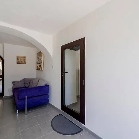 Alba Dachi Farm Apartment Andora