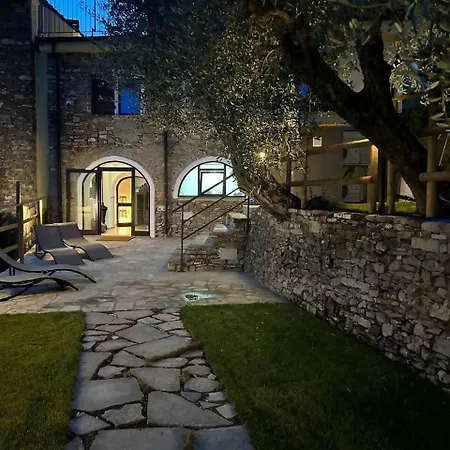 Alba Dachi Farm Apartment Andora