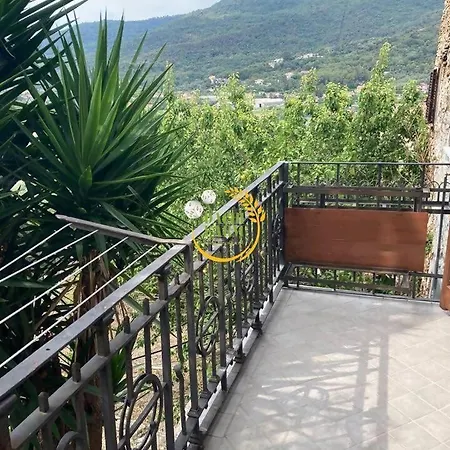 Alba Dachi Farm Apartment Andora