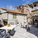 Alba Dachi Farm