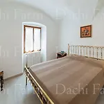 Alba Dachi Farm 아파트 Marina dʼAndora