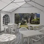 Alba Dachi Farm 아파트 *